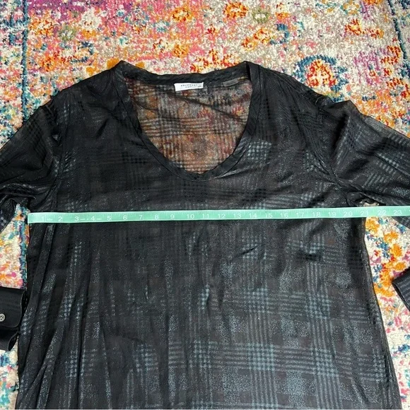 Equipment Sheer Plaid Patterned Black Long Sleeve Top‎ - Picture 5 of 8